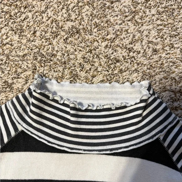 We the Free Stripe Mockneck - Picture 4 of 7